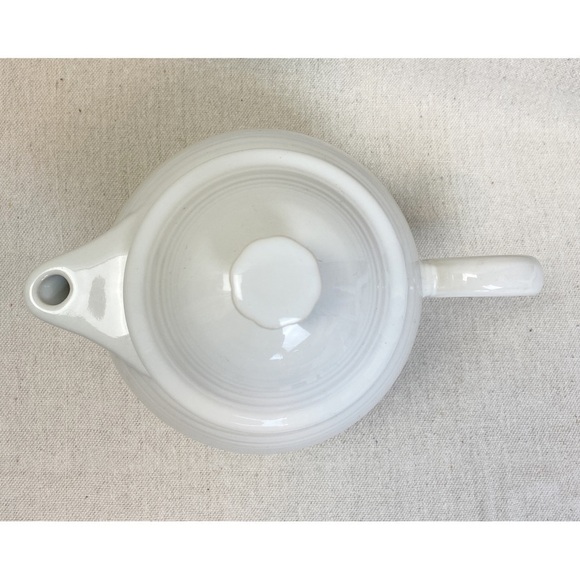 Vintage 1980s White Fiesta Ware Teapot, Homer Laughlin, USA, 5 cup capacity - Picture 3 of 8